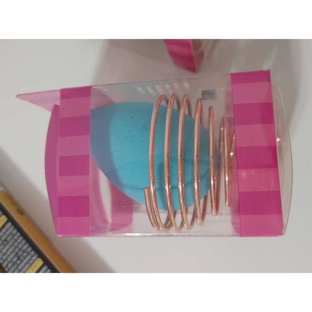 Makeup sponge - Picture 3 of 4